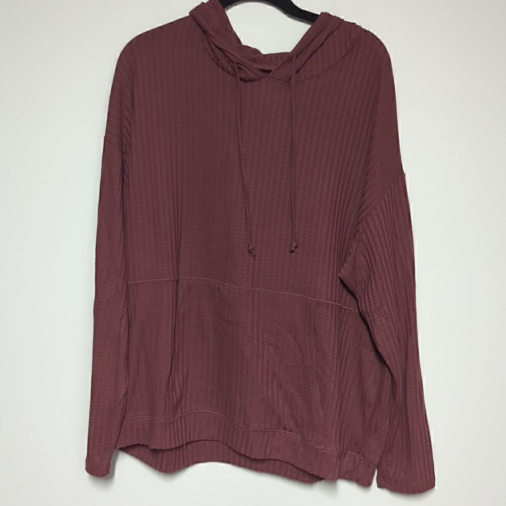 Chaser Maroon Hooded Pullover